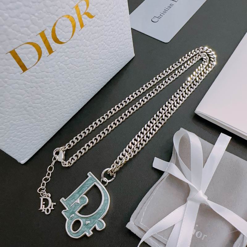 Dior Necklace 06lyr633